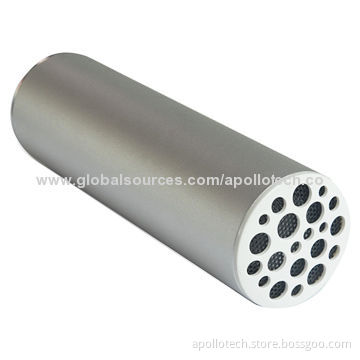 TF Version Power Bank, Built-in Strong Torch with 5V/1A Input, 20Hz-20kHz Frequency Response